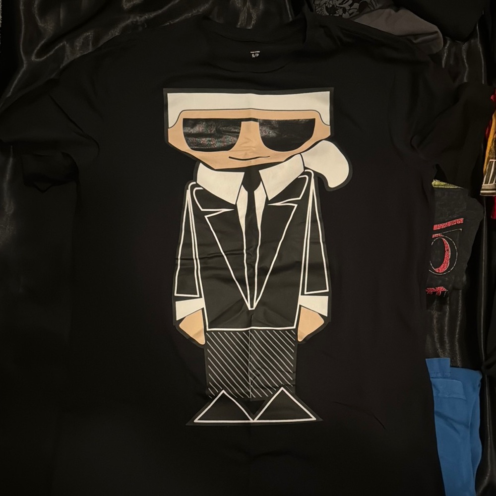 Karl Lagerfeld Black Graphic T-Shirt